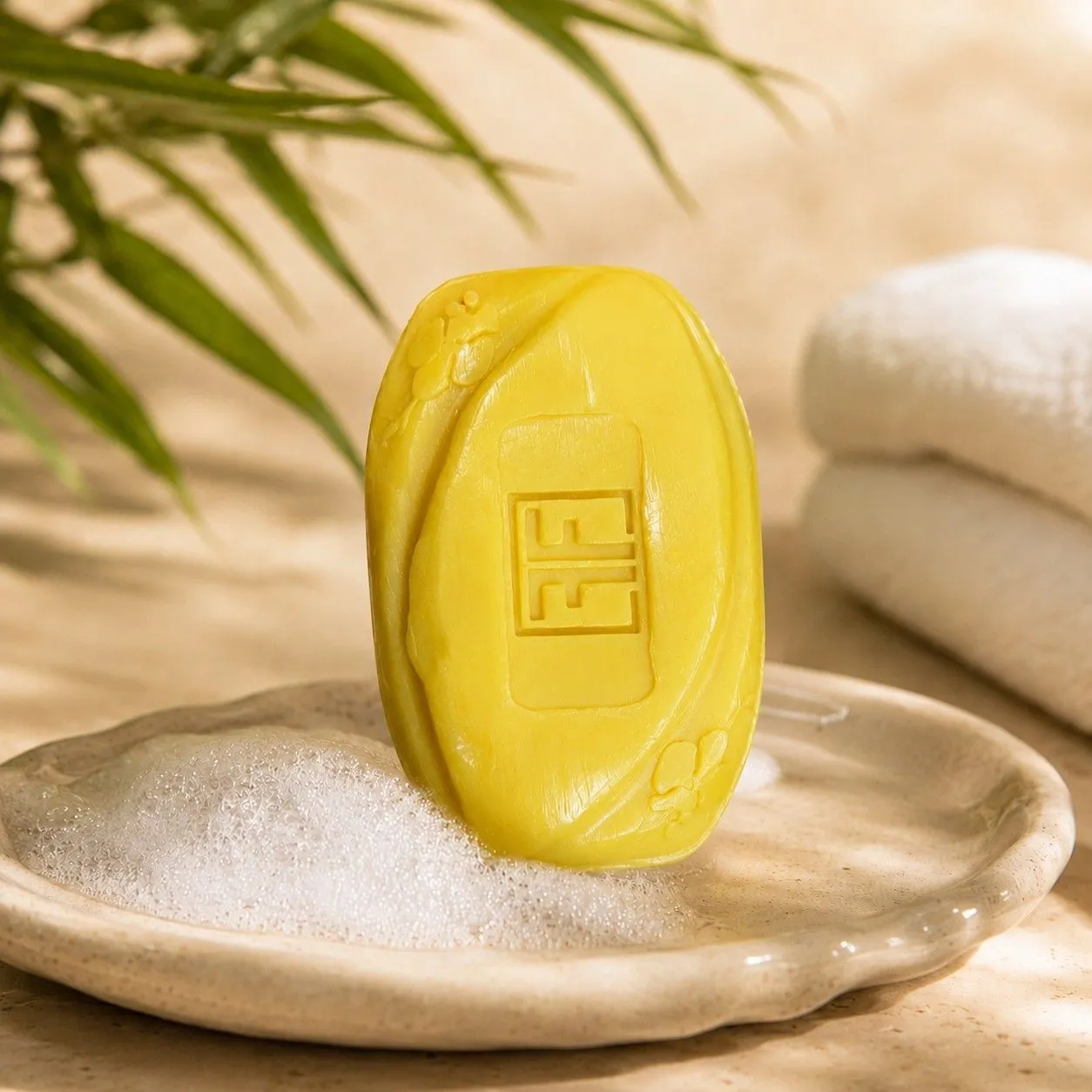 Leaf & lume Even Glow Soap